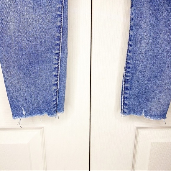 American Eagle Super Hi-Rise Distressed Jegging Skinny Raw Hem Jeans - Picture 7 of 13